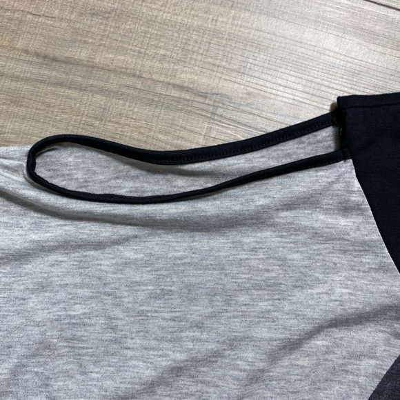 Dots Womens Cold Shoulder Dolman Sleeve Top Size 2X Black Gray‎ Made In USA - Picture 4 of 8